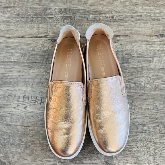 BCBG Women’s Metallic Casey Shoes Size 8 - Picture 4 of 7